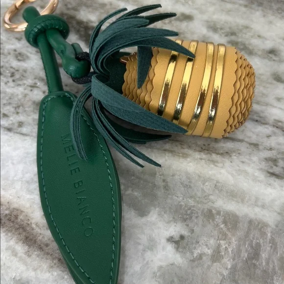 Melie Blanco fruit bag Charm - Picture 3 of 4